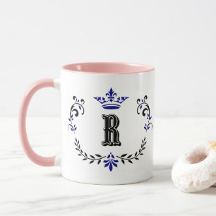 Krona-utandningsmonogram "R" Mugg