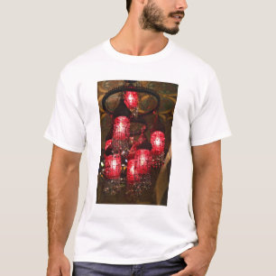 Kronljusstake till salu, Khan el Khalili Bazaar, T Shirt