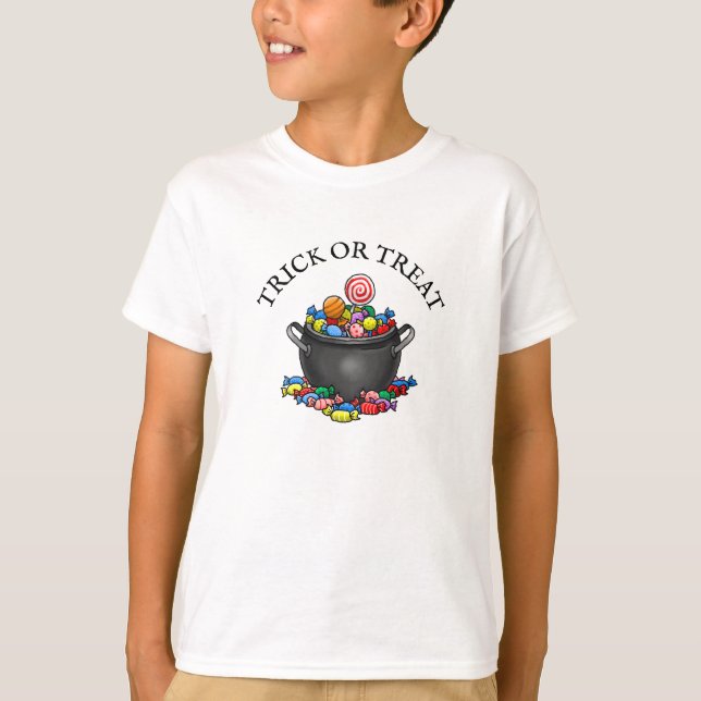 Kruka fylld med godis för Halloween T Shirt (Framsida)