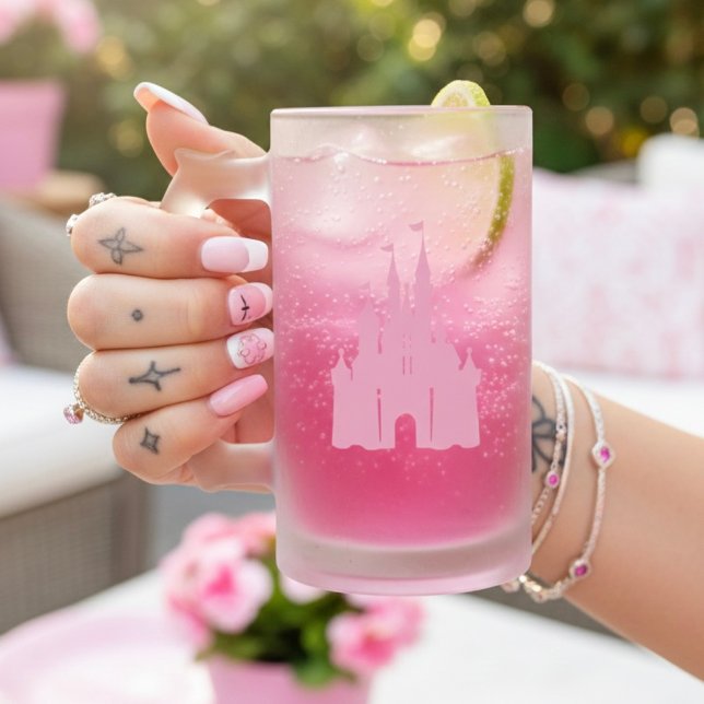 Krukka från slott frostat ölglas (Skapare uppladdad)