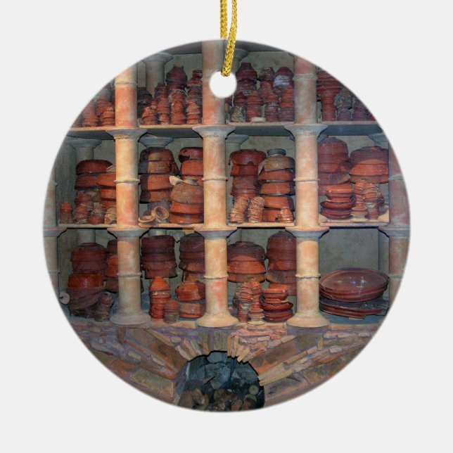 Krukmakeriugn från Graufesenque, c.150 BC (fotoet) Julgransprydnad Keramik (Framsidan)