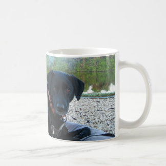 krullad upp vovve kaffemugg