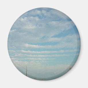 Krusmoln från blå himmel magnet