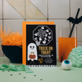 Kryssa eller behandla söt anpassningsbar halloween inbjudningar