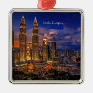 Kuala Lumpur skyline nattetid Julgransprydnad Metall