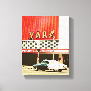 Kubanskt foto av Gamla Havanna   Yara   Canvastryck