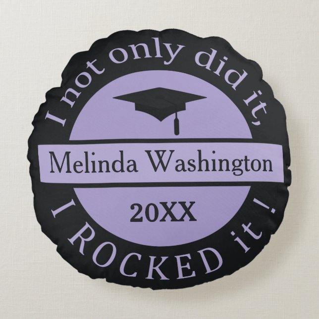 Kudde med anpassat namn för examen & år (Framsidan)