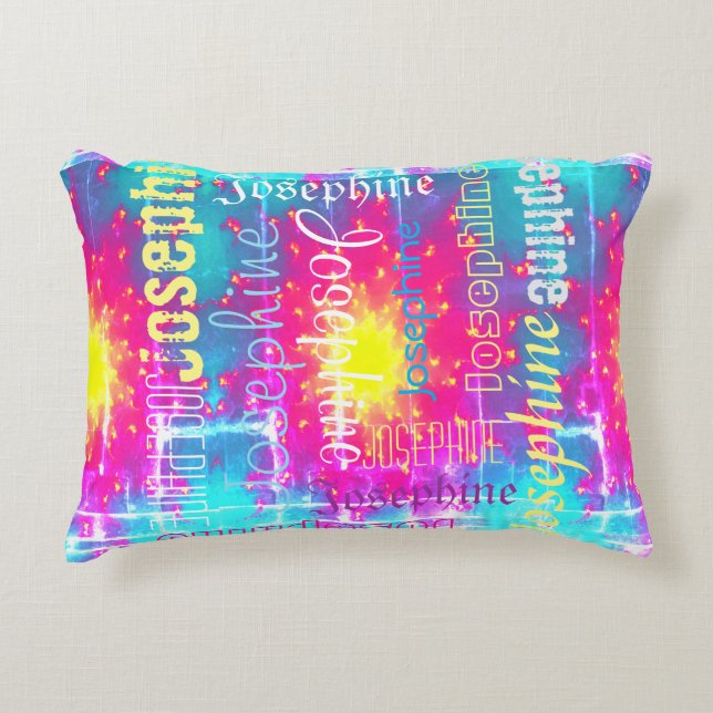 Kuddigt färglöst Tie Dye Boho tonade ner Namn Prydnadskudde (Framsidan)