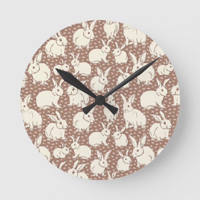 Kuddiskt Bunny Rabbits Bonanza - Mocha Mousse. Rund Klocka (Framsida)