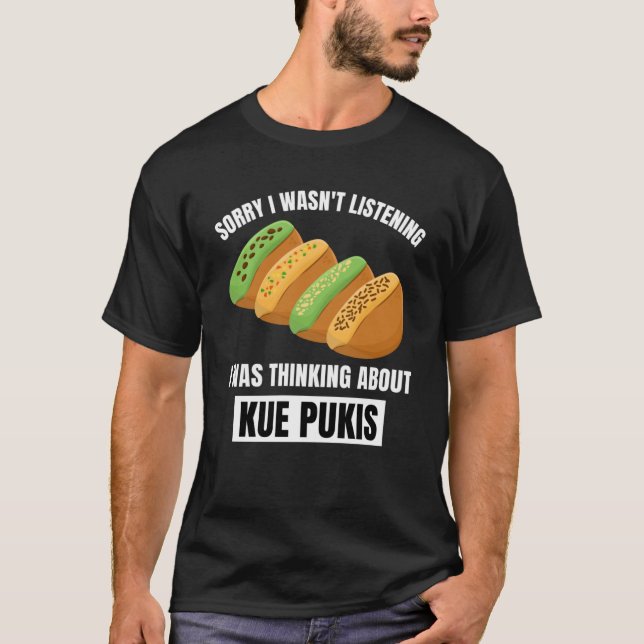 Kue Pukis lyssnade tyvärr inte på Ku T Shirt (Framsida)