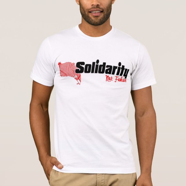 Kuffiya: Solidaritet inte mode T Shirt (Framsida)