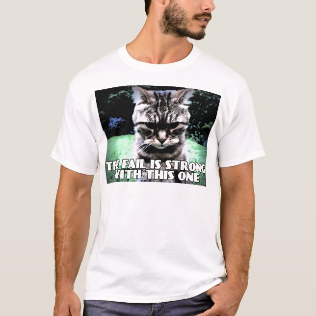 Kuggningen är stark med denna t-shirt (Framsida)