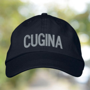 Kugina (kusin/hona), broderad hatt keps