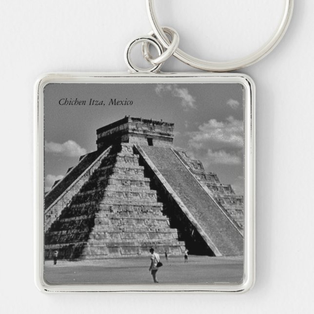 Kukulkan Pyramid Fyrkantig Silverfärgad Nyckelring (Framsidan)