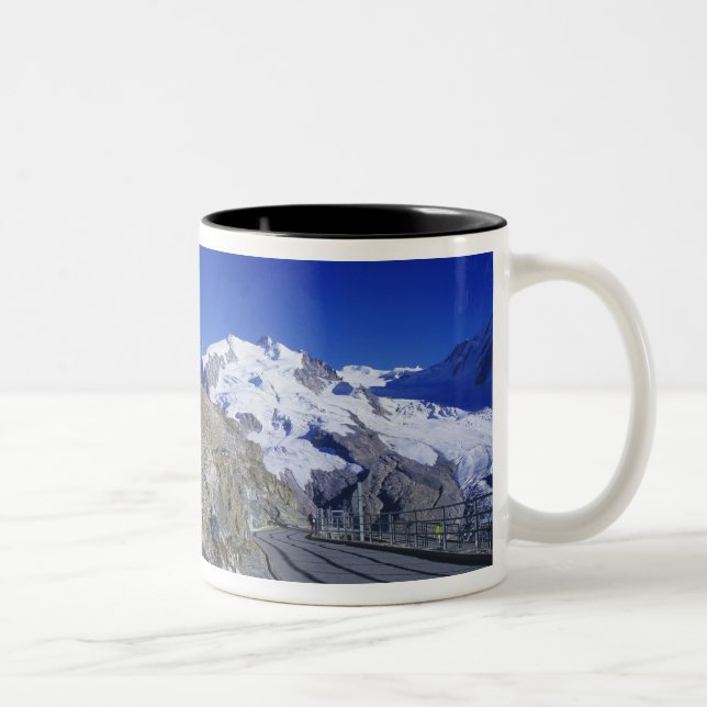 Kulm hotell och stig, Gornergrat, Zermatt, Två-Tonad Mugg (Höger)
