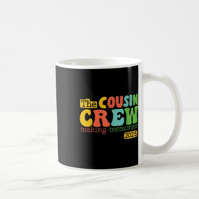 Kumsin Crew 2025 Skapar minnen sommarsemester Kaffemugg (Höger)