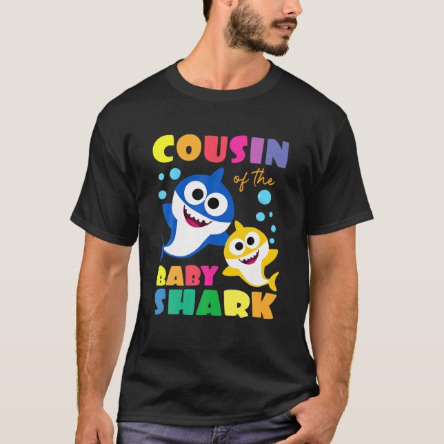 Kumsin till Baby-hajens födelsedagskuckshaj T Shirt (Framsida)