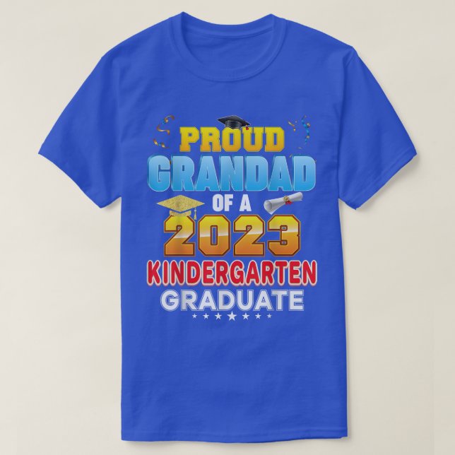 Kundfarmor i klass 2023 Kindergarten Graduat T Shirt (Design framsida)