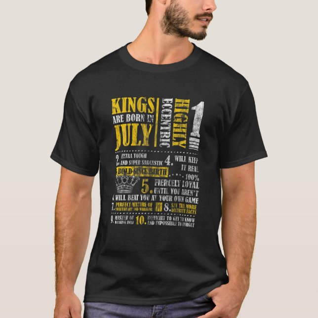 Kung är född i juli t shirt (Framsida)
