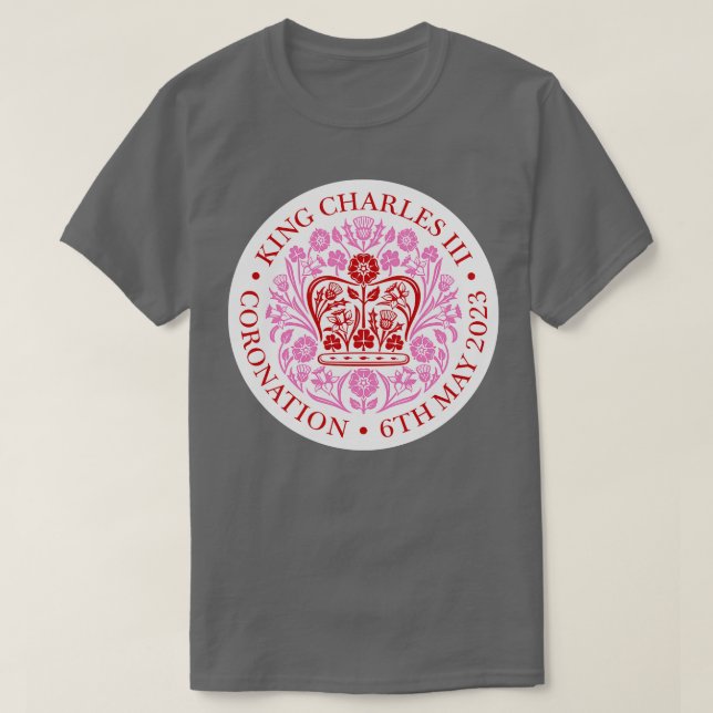 KUNG CHARLES III CORONATION COMMEMORATIVE 1 T SHIRT (Design framsida)