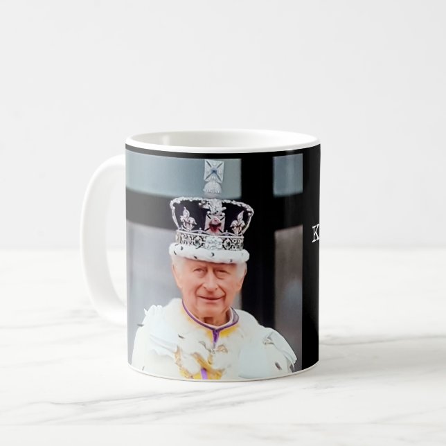 Kung Charles III-koronation till minne av mugg (Framsida vänster)