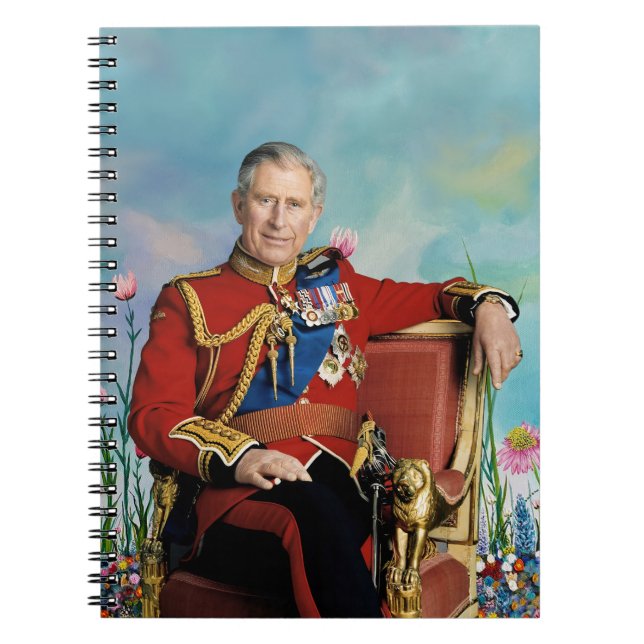Kung Charles III med Vår Garden Background Anteckningsbok (Framsidan)