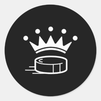 Kung Kron Hockey Puck Rolig För Spelare Tränare Fa Runt Klistermärke
