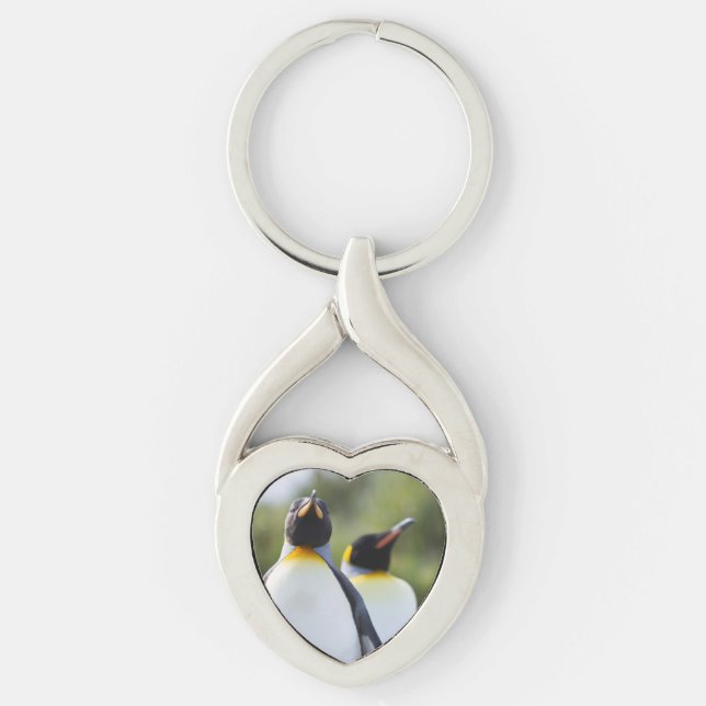 Kung penguiner twisted heart silverfärgad nyckelring (Framsidan)