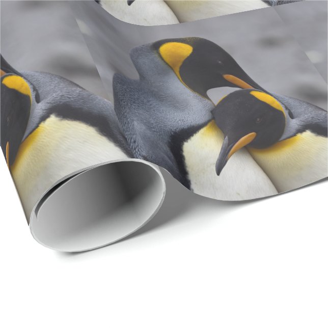 Kung Penguins i Kärlek Wrapping Papper Presentpapper (Rullad Hörn)