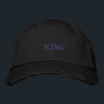 KUNG Sports Player Chino Twill inbroized Cap Hat Broderad Keps<br><div class="desc">KUNG Sports Player Chino Twill inbroized Cap Hat, Stil är District Threading Distress Chino Twill Cap och Färg Type är Black Hats eller Caps The District Threading Distress Chino Twill Cap är en typ av basebollsockel som är känd för sitt nöda eller förslitna utseende, District Threading är ett varumärke som...</div>