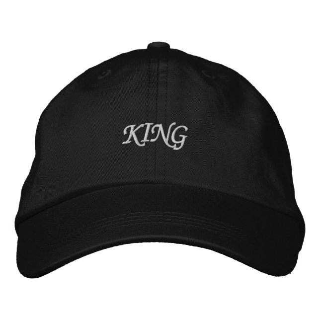 Kunglig svart justerbar mössa med fet "Kung"-text Broderad Keps (Framsida)