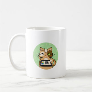 Künstler bei der Arbeit – niedliches Katzendesign Kaffemugg