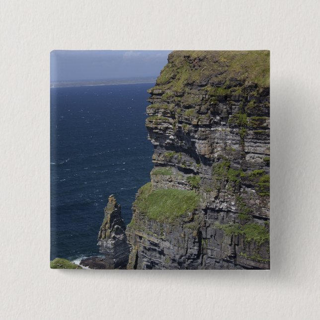 Kuperna klipporna vid Moher och O'Briens torn Knapp (Framsida)