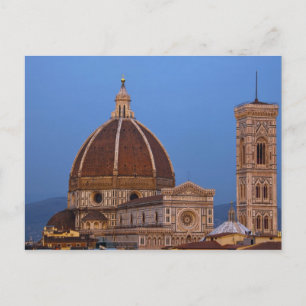 Kupolen på Santa Maria del Fiore-katedralen i varm Vykort