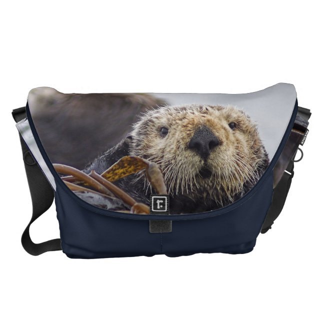 Kuriren för uttern för det kurir väska (Framsidan)