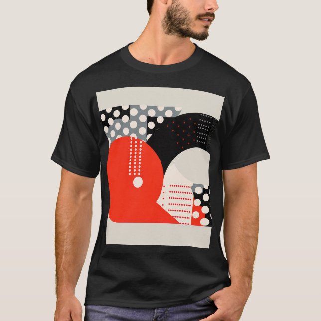 Kurvformer i rött, grått och svart t shirt (Framsida)