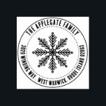 Kurvsnöflingor Winter Namn & Adress Stämpel<br><div class="desc">Vintertemade adress gummi frimärke med ditt namn och adress i en böjd text kring en snöflinga. Jul adress gummi frimärke med ditt namn och adress med ett högt,  tunt teckensnitt. Snowflake adress frimärke för helgdagarna eller vintersäsongen.</div>