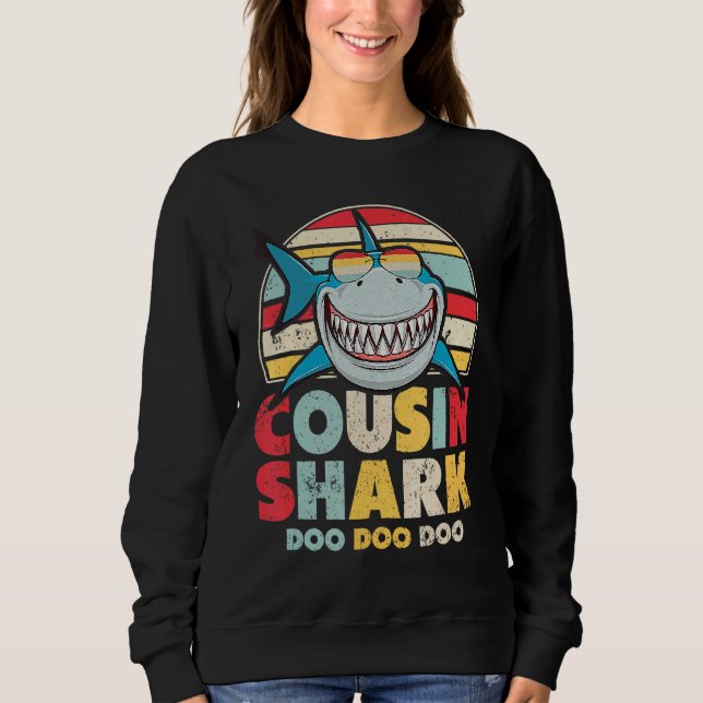 Kusin Shark for Cousin T Shirt (Framsida)