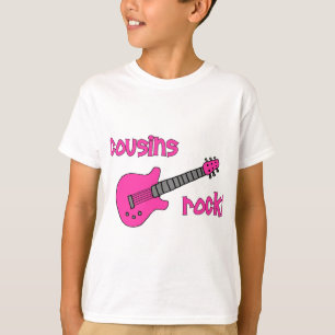 Kusinsten! med den rosa gitarren tröja