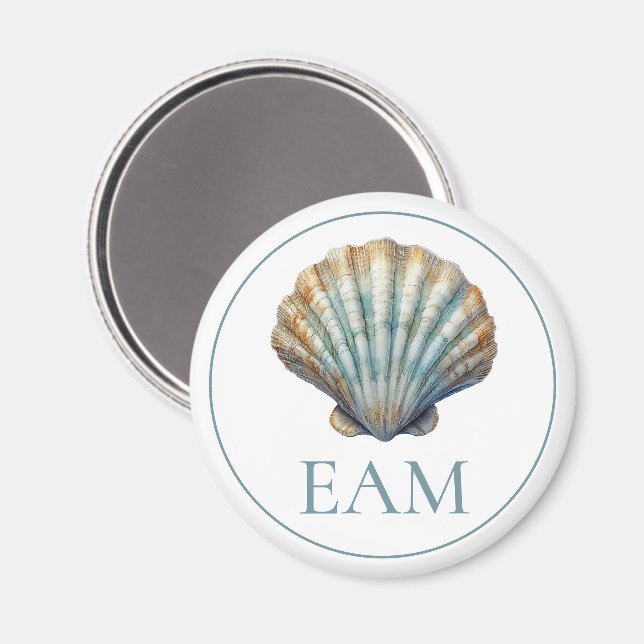 Kustblå Scallop Seashell Monogram Magnet (Front/Back)