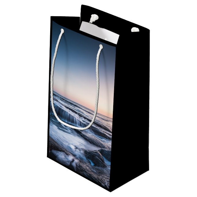 Kusten i Lofoten-Norgen (Baksidan Vinklad)