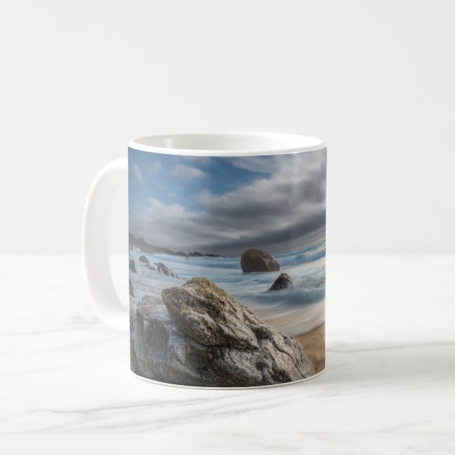 Kusten | Stormy Big Sur, Kalifornien Kaffemugg (Framsida vänster)