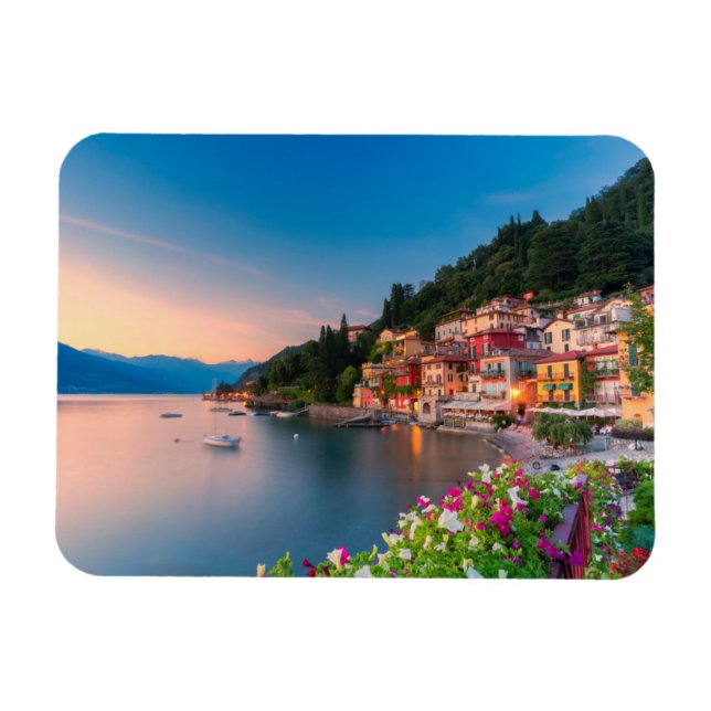 Kusten | Varenna, Lombardiet, Italien Magnet (Horisontell)
