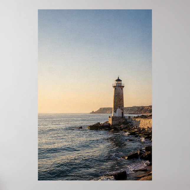 Kustfyr på en klippig strand poster (Framsidan)