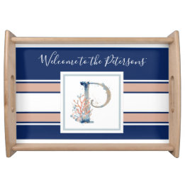 Kustkorall i stil, vacker marin rosa frukostbricka