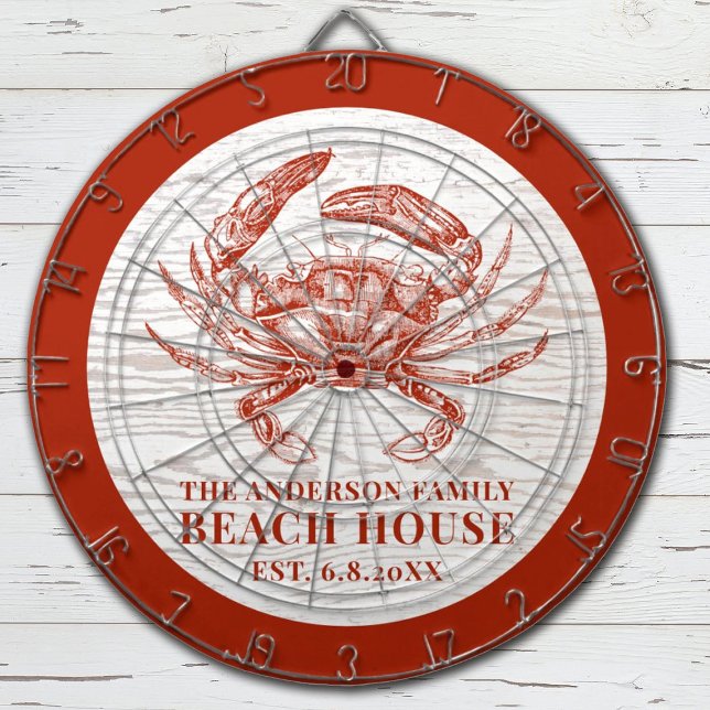 Kustkrabbhus Rustic Wood Family Namn Darttavla (A rustic beach house dart board decorated with a red crab, and your name and established date)