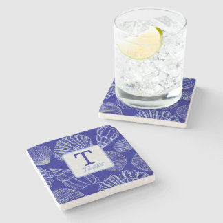 Kustnära blå snäckmonogram namn stencoaster stenunderlägg
