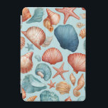 Kustnära Snäckor och Starfish Mönster iPad Mini Skydd<br><div class="desc">En pulserande och elegant-upprepande utformning av flerfärgade snäckor och stjärnfisk som ställs mot en mjuk blå bakgrund och som framkallar en atmosfär av serenhaltig havsbotten - perfekt för sommartextilier,  tapet och kustdekoration.</div>