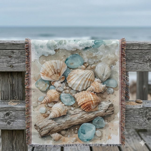 Kustnära snäckvattenfärg drivvedsscen filt (Coastal Seashell Watercolor Driftwood Scene Throw Blanket On Balcony Rail)
