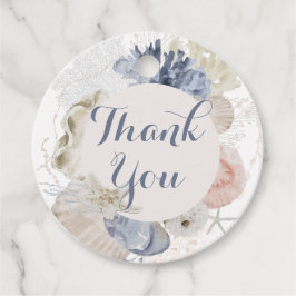 Kustnära strand blå snäckor bröllopsdusch gåvor etiketter